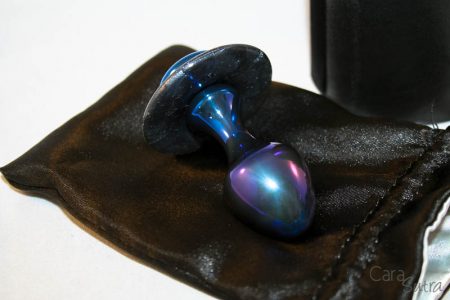 crowned jewels upminster titanium butt plug blue cara sutra review-27