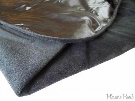 Liberator Fascinator Throe Review | Liberator Throw Blanket Reviews