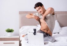11 Gay Cams for Slutty Twinks, Jocks & Daddy Camboys [2025]