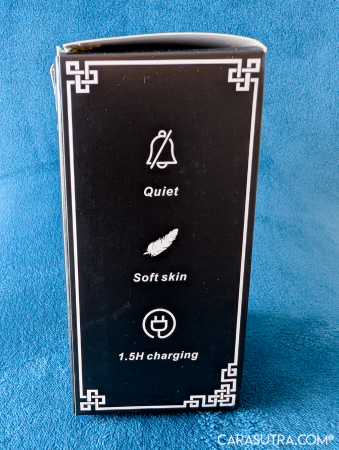 Side of the GITM Playbook Cupcake Vibrator box showing product feature icons for quiet operation, soft skin material and 1.5 hour charging time