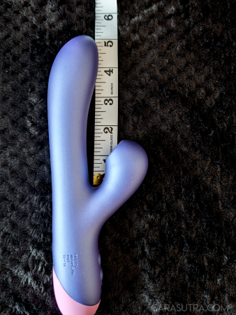 The ROMP Pulse Rabbit measured against a tape measure to show its insertable length
